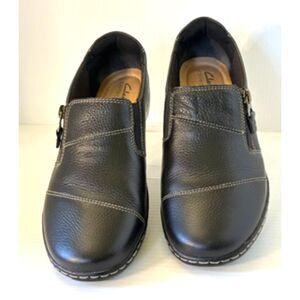 Clark's Women's Side Zip Low Heel Black Shoe Size 8